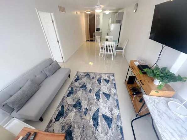 435 Seaside Ave APT 505, Honolulu, HI 96815