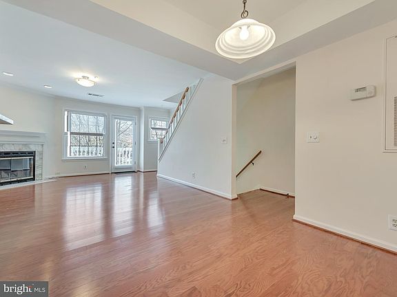 5th image of 5804 Inman Park Cir #1015
