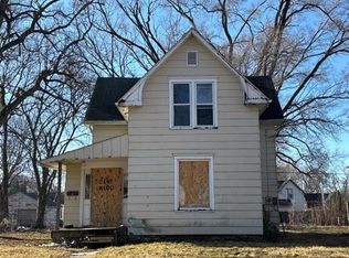 526 Archer Ave, Waterloo, IA 50703