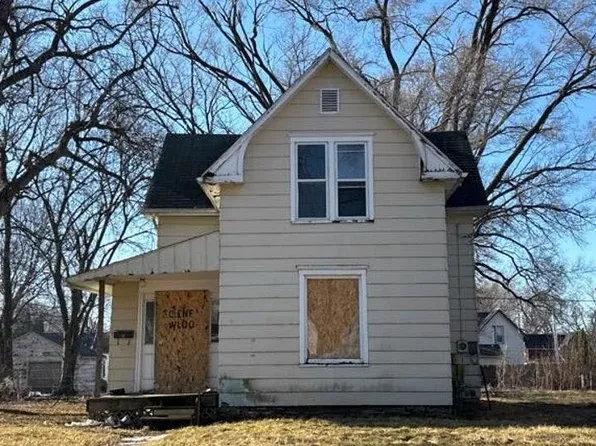 526 Archer Ave, Waterloo, IA 50703