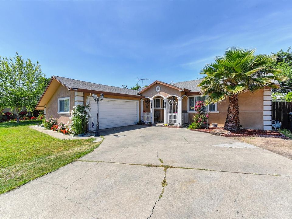1st image of 4423 Penwith Way