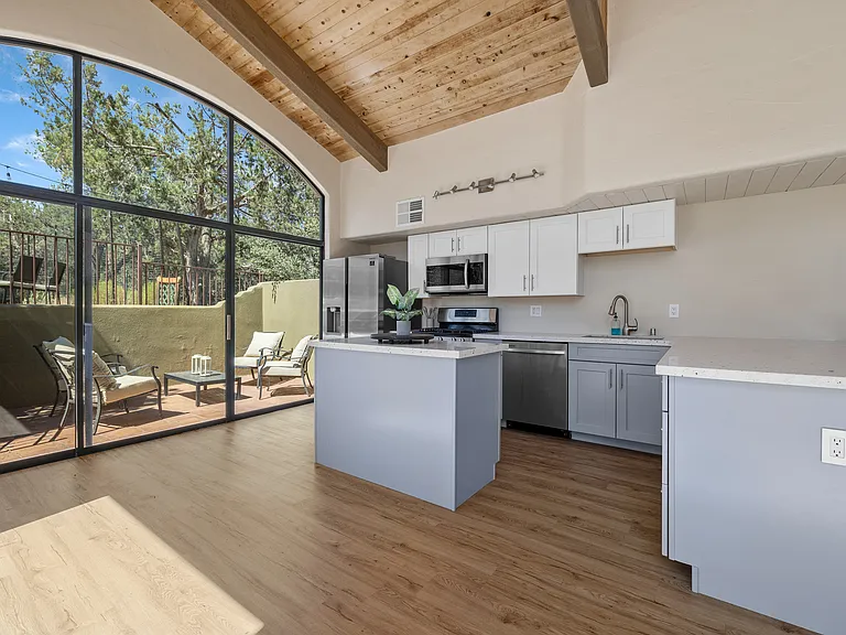 20 Shadow Rock Dr — Photo 31