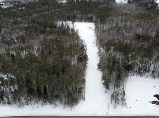 105 Green Acres Dr, Buxton, ME 04093