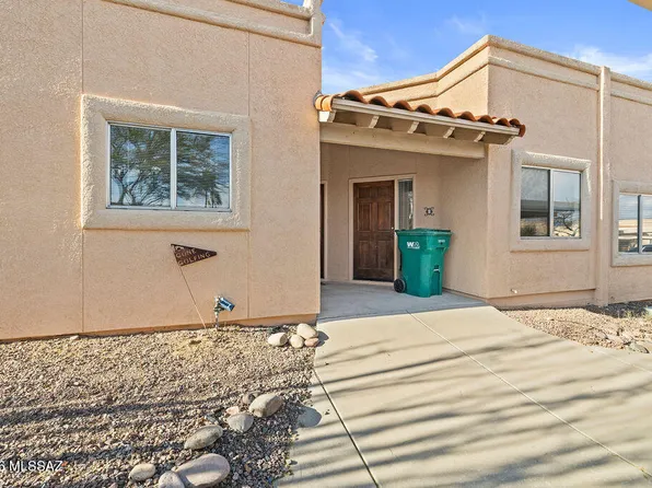 1770 W Camino Estelar, Green Valley, AZ 85622