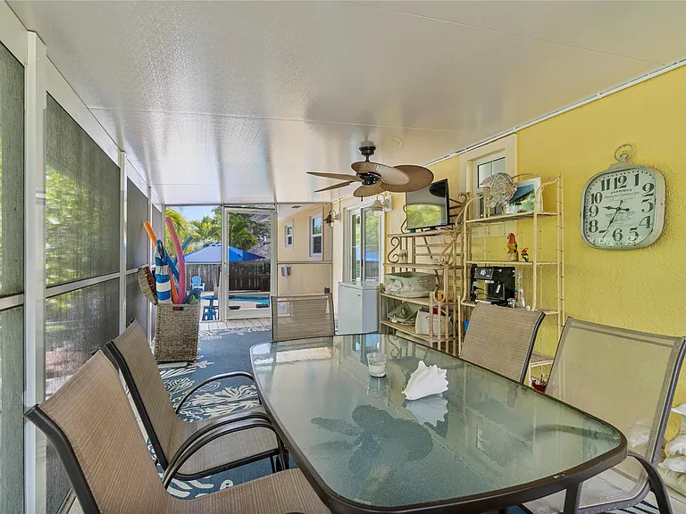 309 E Calzada De Bougainville — Photo 25