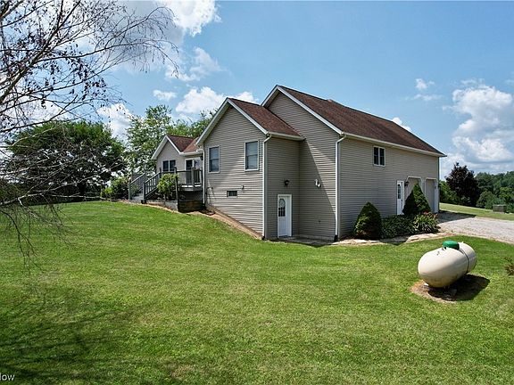 3rd image of 2041 Township Road 585