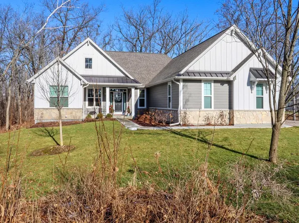 320 Foxwood TRAIL, Lake Geneva, WI 53147