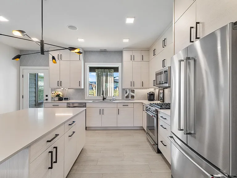 2082 Dennison Ln — Photo 29