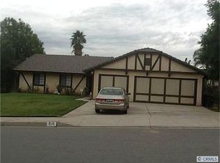 216 Van Buren St, Colton, CA 92324