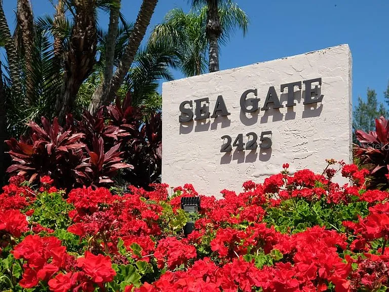 2425 Gulf Of Mexico Dr #7B — Photo 23