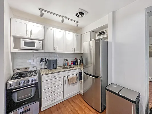 Rented by Douglas Elliman | media 12