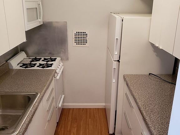 5th image of 30-44 29th St #5AA