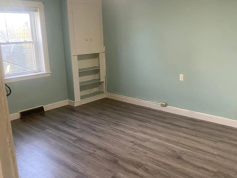 253 Lexington St #2 — Photo 7