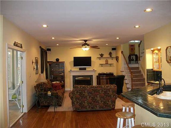 3rd image of 8111 Grey Timbers Ct