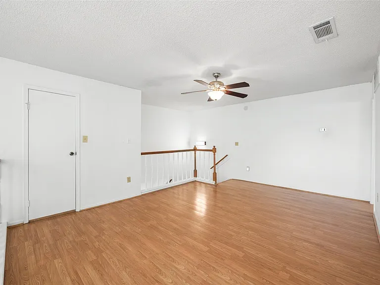 7575 Cambridge St #1304 — Photo 36