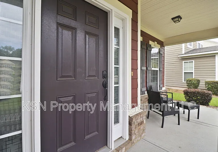 144 Tahoe Dr — Photo 4
