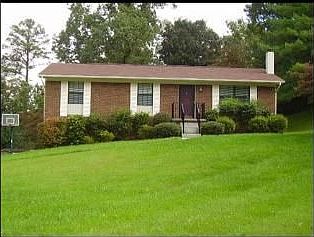 2nd image of 7100 Hurst Ln