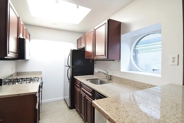 Rented by Corcoran | media 11