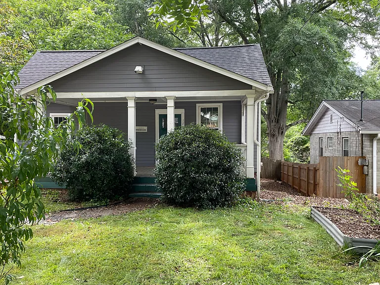 171 Warren St SE — Photo 9
