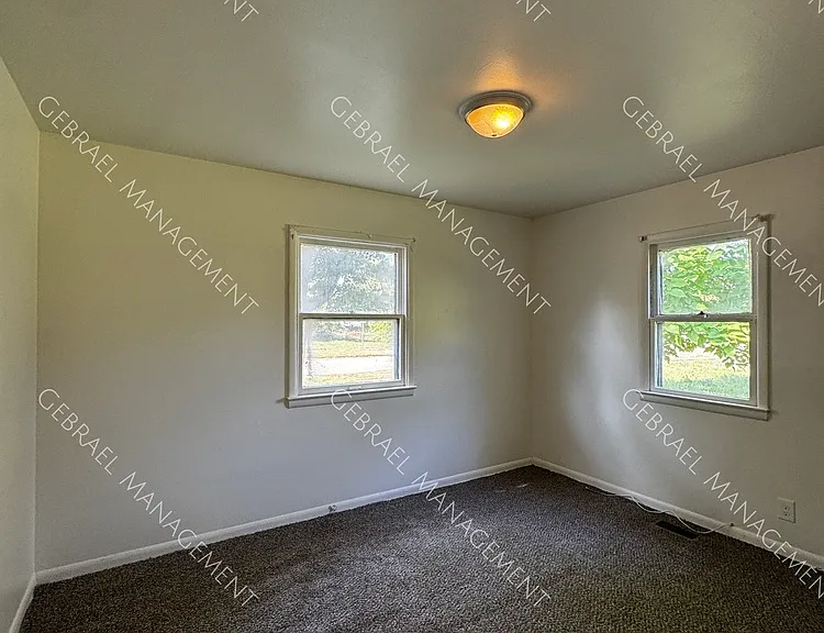 3123 Bennett Ave — Photo 13