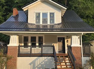821 Frederick St, Bluefield, WV 24701