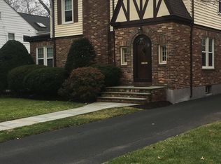 1739 Boulevard, West Hartford, CT 06107