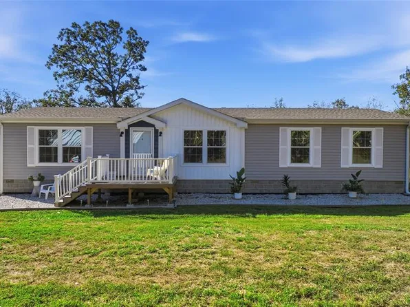 5963 Highway 17, Yukon, MO 65589