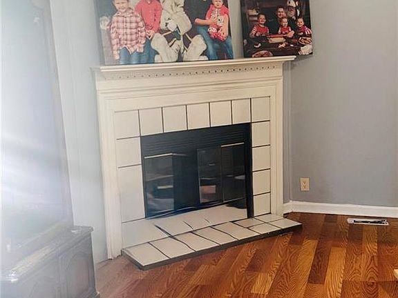 4th image of 753 Jones Ln