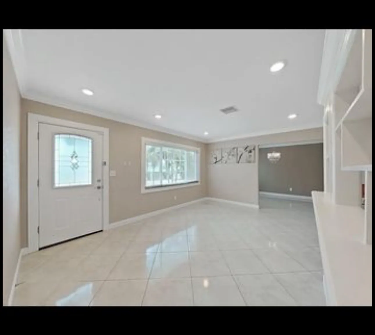 3 bed, 1374 sqft, $2,600 — Photo 1