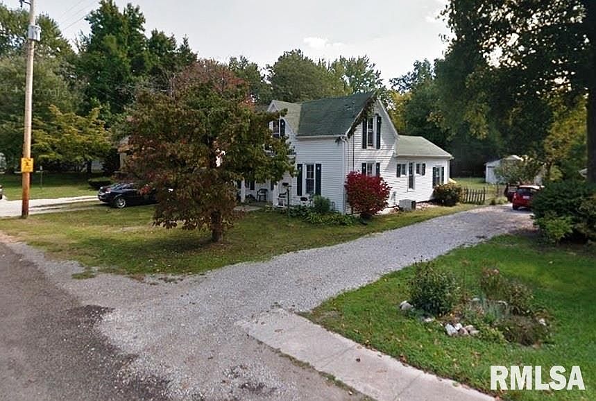 2nd image of 611 E 2nd South St