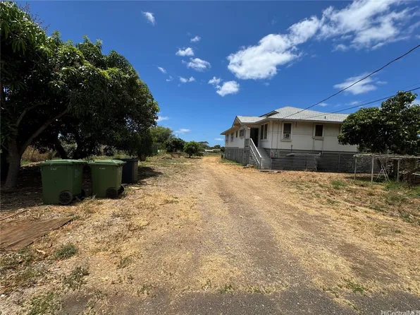84-1015 Noholio Rd, Waianae, HI 96792