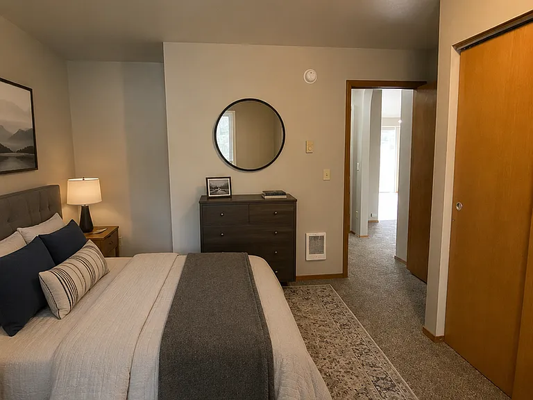 904 Speyers Rd — Photo 9