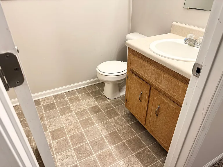 310 Pappy Dr — Photo 35
