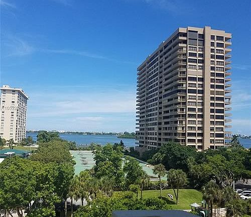 3rd image of 11111 Biscayne Blvd #6A