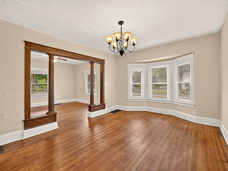 3726 Homewood Ave — Photo 19