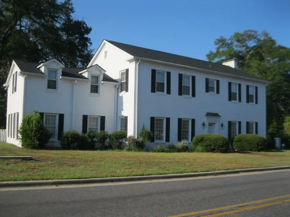 201 W Smith St, Claxton, GA 30417