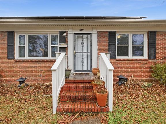 5th image of 504 W Little Creek Rd