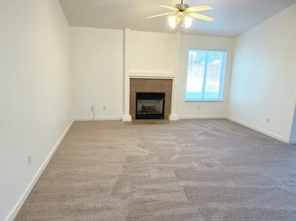 747 Mainberry Dr, Madera, CA 93637