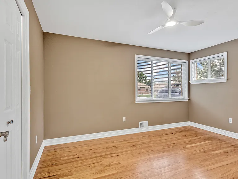 Large bedroom fits king bed