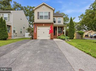 7742 Lawrence Ave, Pasadena, MD 21122