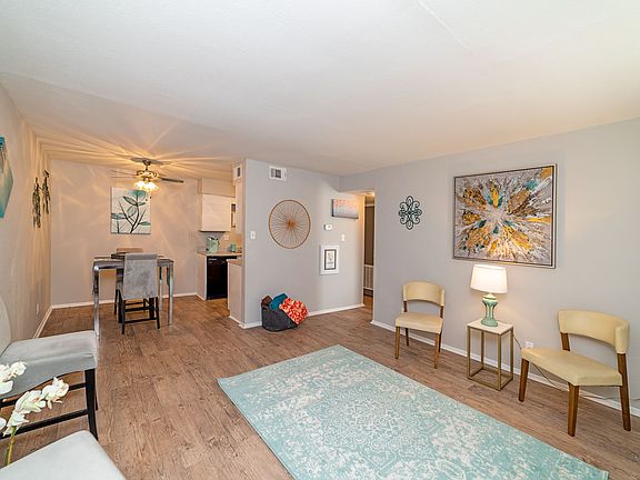 5th image of 2107 N Ben Jordan St #1114