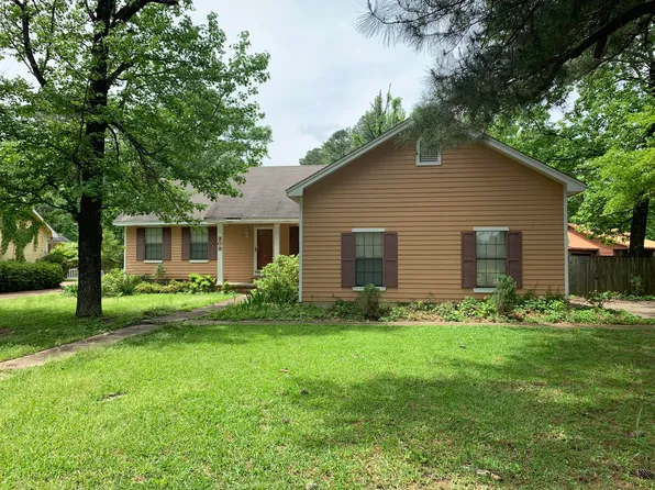 309 Holly Cv, Columbus, MS 39705