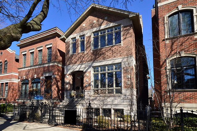 1st image of 3317 N Hoyne Ave