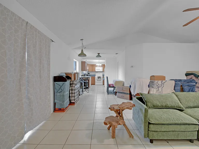 444 Island View Cir — Photo 20