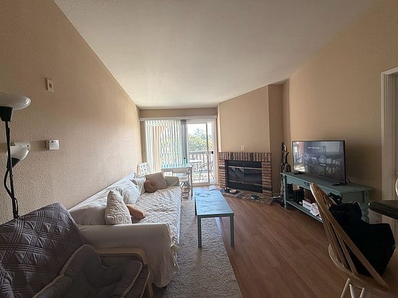 4th image of 7160 Shoreline Dr