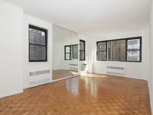 Sold by Sotheby's International Realty | media 5