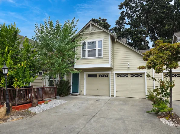 432 Hickory Cir, Santa Rosa, CA 95407