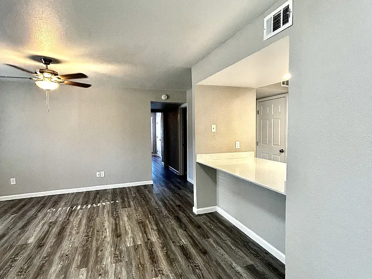 Athena Garden Apartments — Photo 64