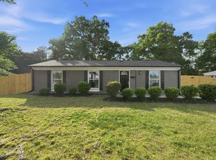 1230 Melrose Dr, Burlington, NC 27217