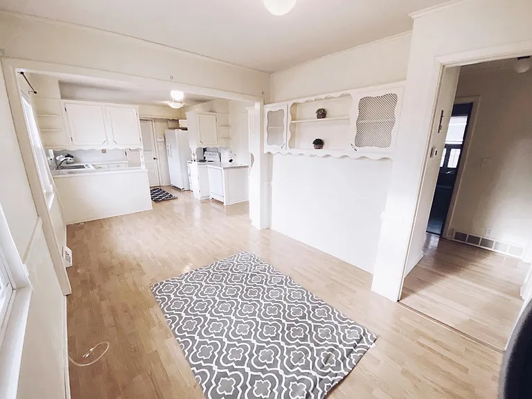 11402 Jackson Ave — Photo 3